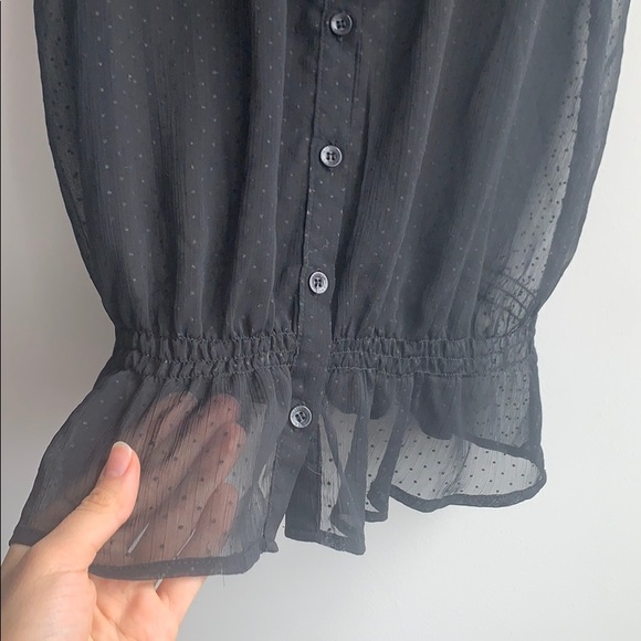 🌸 Vintage button down blouse - Picture 4 of 5